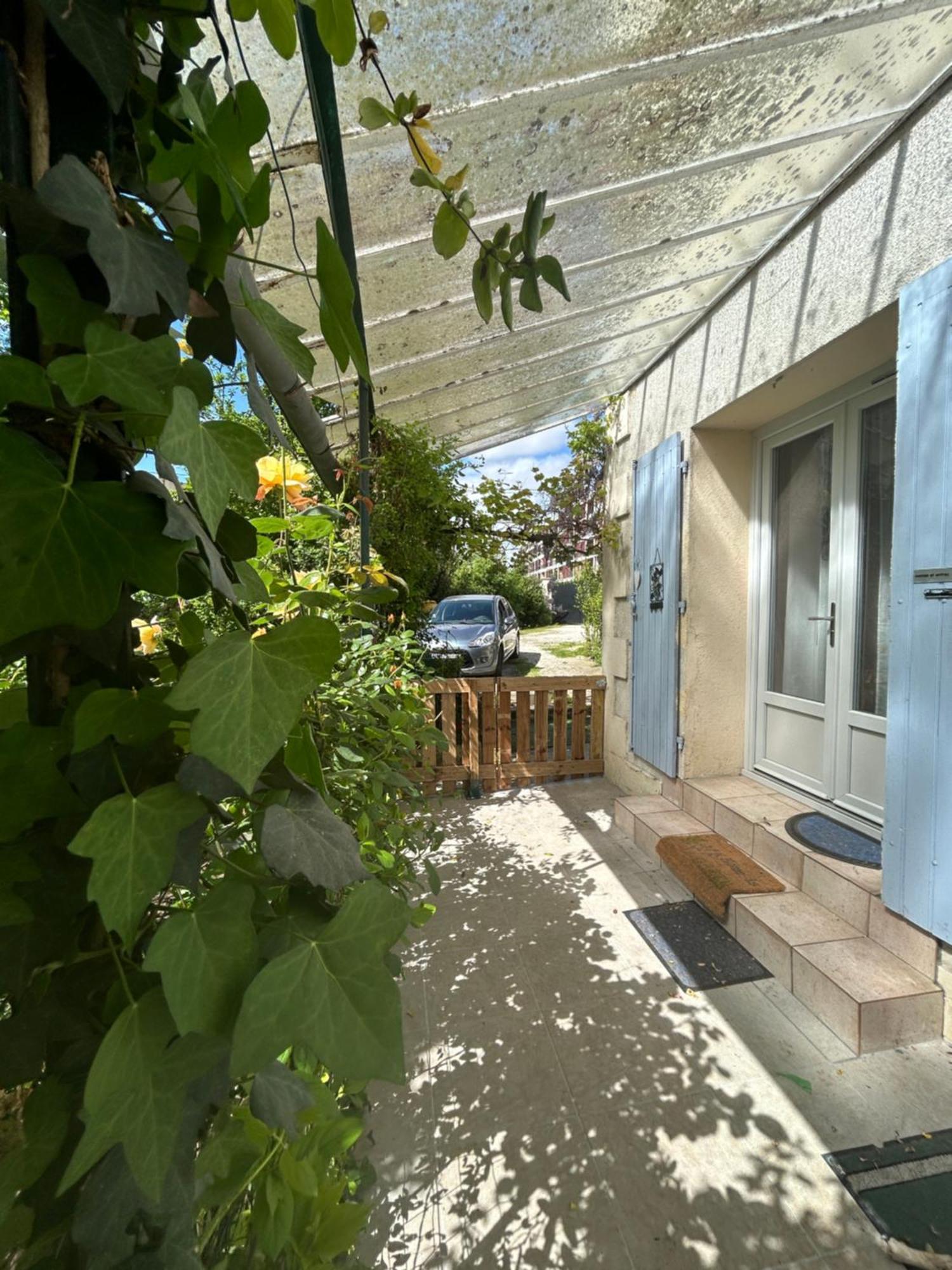 Parenthese Chambre Cosy Proche Centre Et Gare Angouleme Luaran gambar
